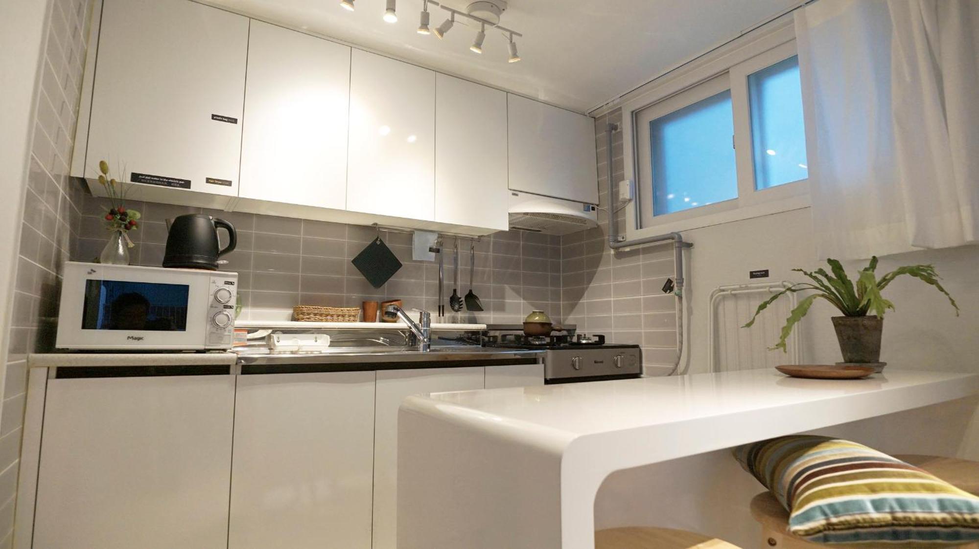 Apartamento Hello Seochon - Gyeongbokgung Station